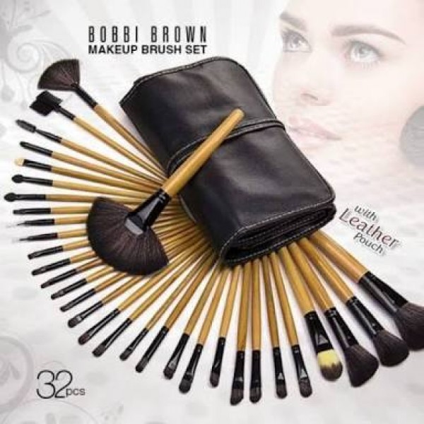 Bobbi Brown Brush Set 32-Piece